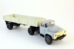 ZIL-130 V1 with semi-trailer OdAZ-885 Elektropribor Made in USSR 1:43
