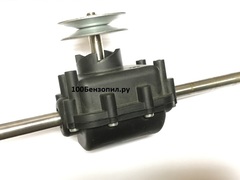 Редуктор привода колес для газонокосилки