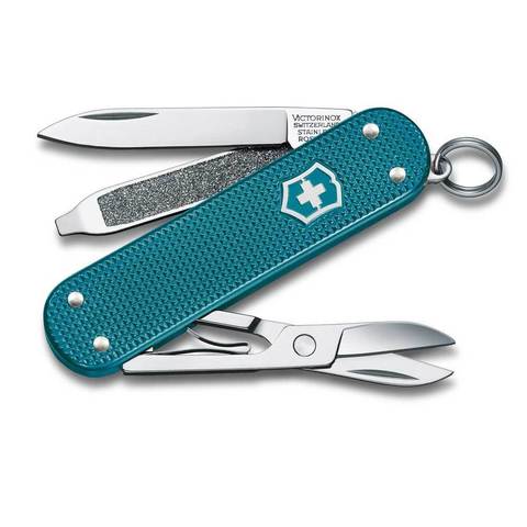 Нож-брелок Victorinox Classic SD ALOX Colors, Wild Jungle (0.6221.242G) с алюминиевыми накладками рукояти, 5 функций, 58 мм. в сложенном виде, цвет бирюзовый | Wenger-Victorinox.Ru