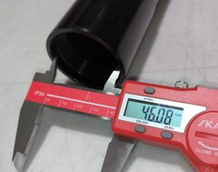 Внешний стакан пера вилки для Ducati Monster 821 2014-2020 г.в. черный