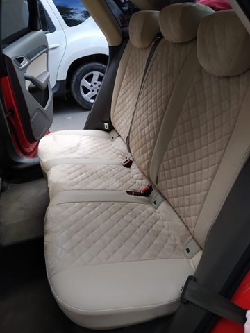 Авточехлы Audi Q3 с 2011г.в. Авточехлы Audi Q3 с 2011г.в.