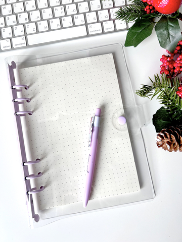 Силиконовая обложка А5 на кнопке, с кольцевым механизмом. Сиреневый цвет