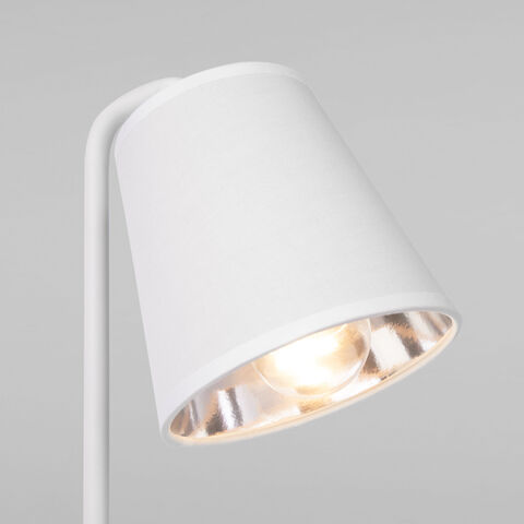 Настольная лампа Montero 01134/1 белый
