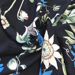 Ткань вискоза темно-синяя с лианами 3259