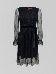 Платье Pantera 1124 кружевное с бархатным поясом на талии