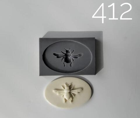 MAD 412 (8,5*6см )