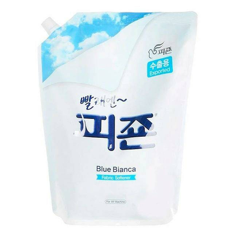 Pigeon Regular Fabric Softener Blue Bianca Кондиционер для белья с ароматом сандала