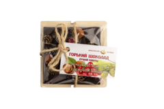 Горький Шоколад ручной работы с фундуком, клюквой, и сосновой шишкой "Монастырский гостинец" 50г.