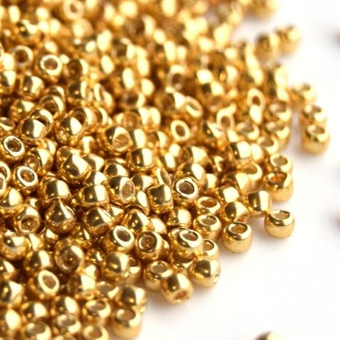 Бисер Тохо круглый 8/0 0557PF золотой
