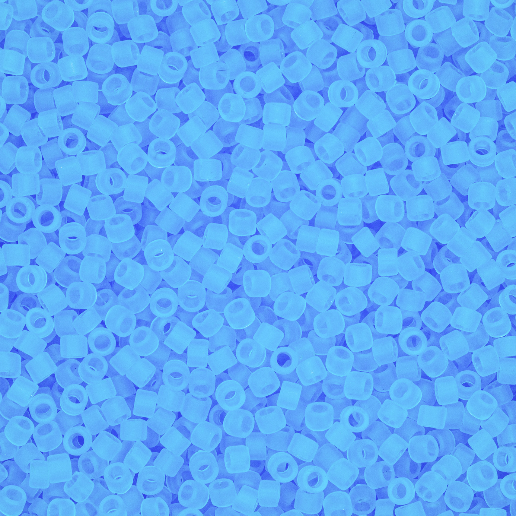 Японский бисер TOHO Treasure (№3F), прозрачный матовый