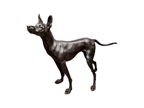 Большая статуэтка собаки из бронзы