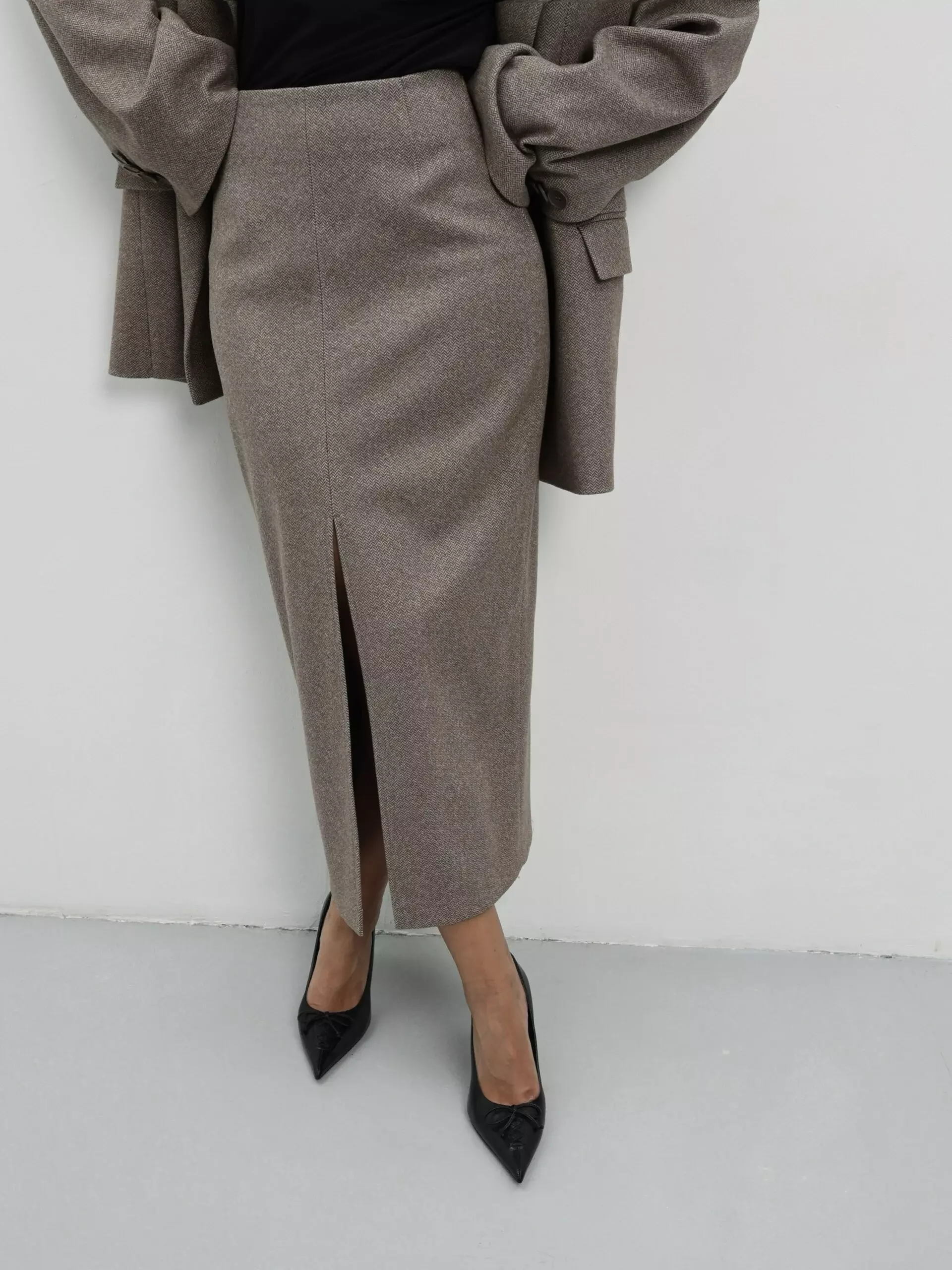 Юбка макси с разрезом спереди, Коричневая