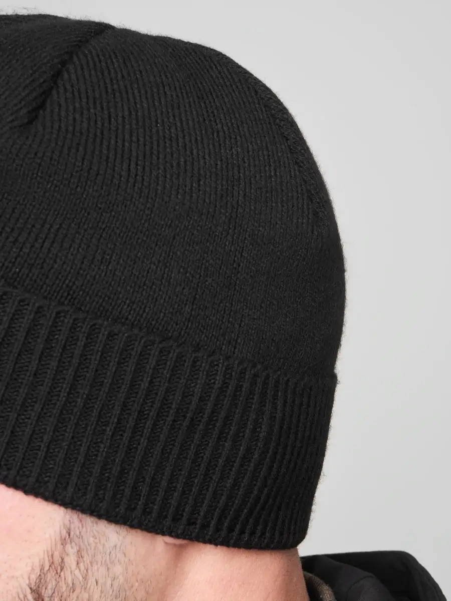 Шапка мужская вязаная