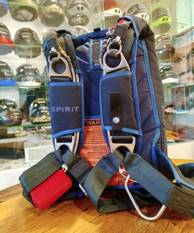 парашютная система б/у Spirit Vario/ЗП - Space 2 - 170/AAD Cypres C Mod