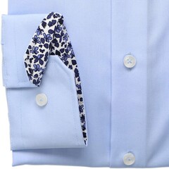 Сорочка мужская Seidensticker Regular Fit 01.153480-14 голубая с цветной отделкой