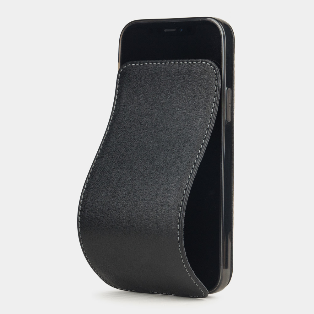 Чехол кожаный для iPhone 12/12Pro черного цвета