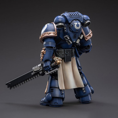 Фигурка Warhammer 40,000: Ultramarines Primaris Lieutenant Horatius