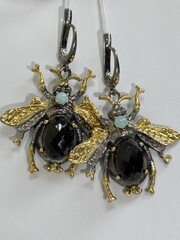Жук-шпинель (серьги из серебра с позолотой)