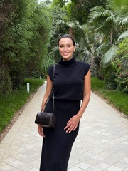 трикотажный топ  в черном цвете