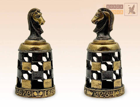 наперсток Конь шахматный