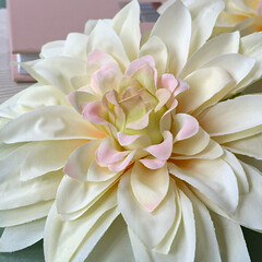 Георгин цветок многослойный, свадебное оформление, диаметр 12 см, реалистичный, набор 3 шт.