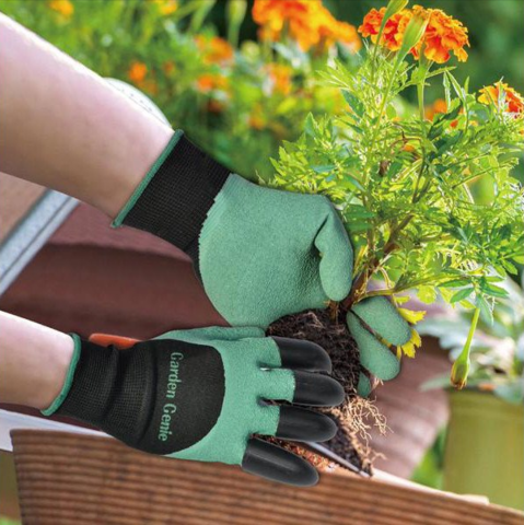 Садовые перчатки с когтями  Garden Genie Gloves