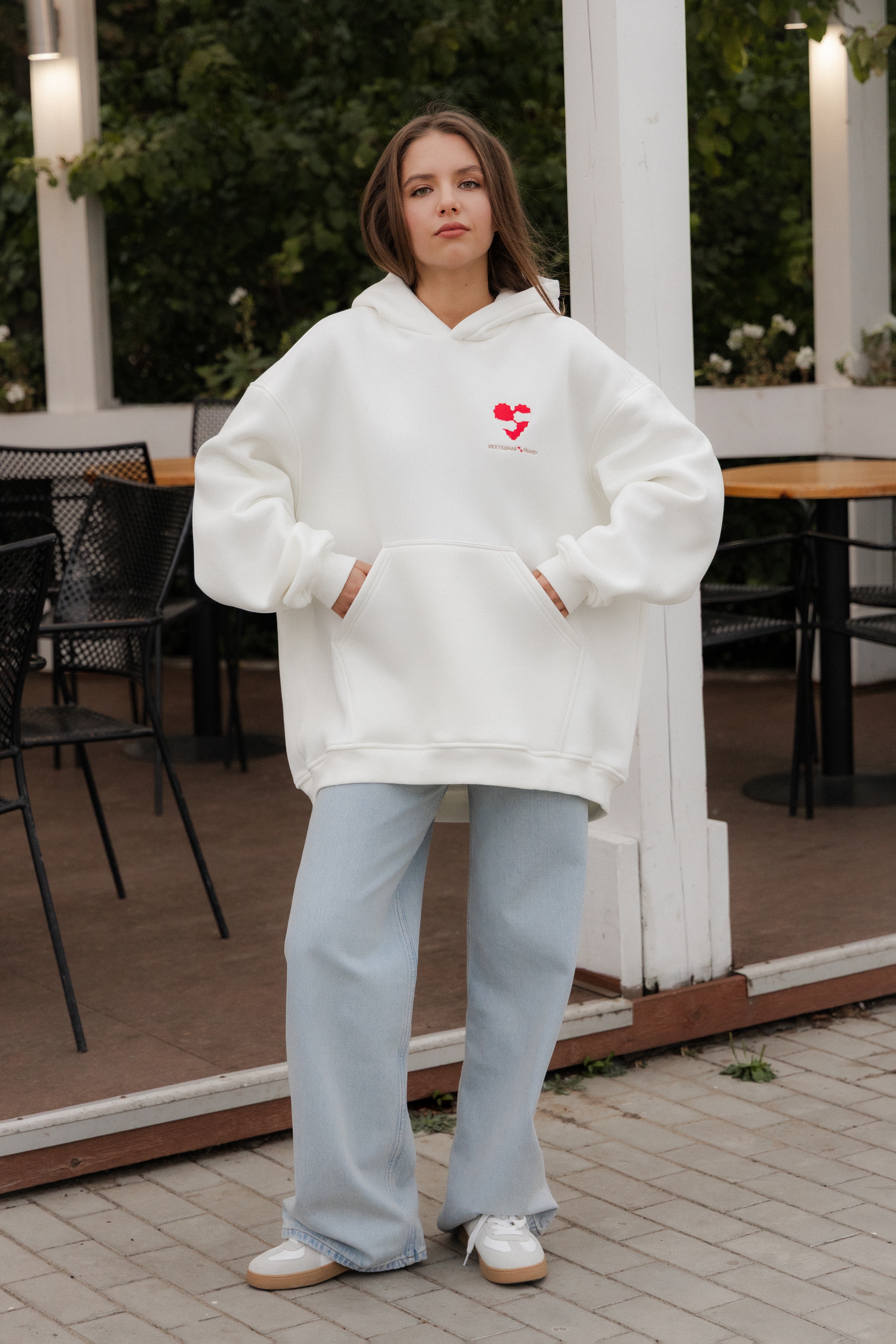 Худи 03 FRANSY x HUGGESHNAYA, с начесом, молочное