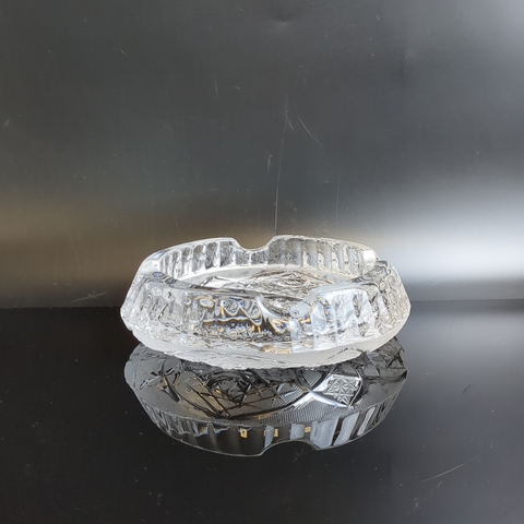 Пепельница хрустальная , алмазная грань, геометрический орнамент, матовый хрусталь, d-14 см, винтаж СССР 1970-1990 гг