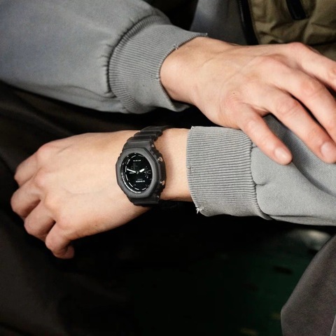 Часы Casio GA-2100K-1A