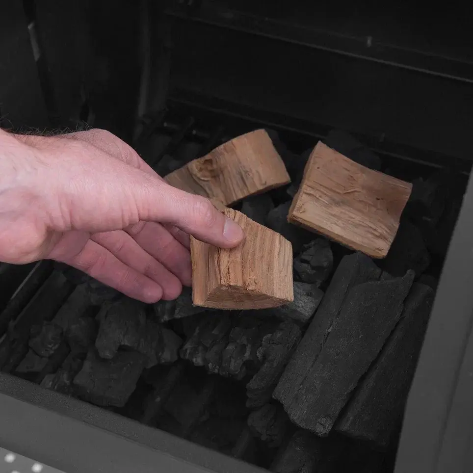 Гриль-коптильня Broil King Regal Offset 400