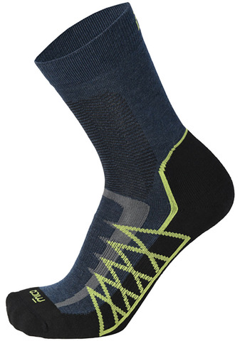 Элитные термоноски Mico Extra Dry Hike Medium Weight