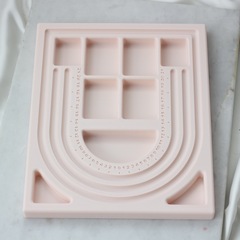 Планшет для сборки колье, 20*25*1,5 см, ячейки 9 мм, Цвет в ассортименте