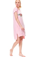 Молодежное розовое платье для дома