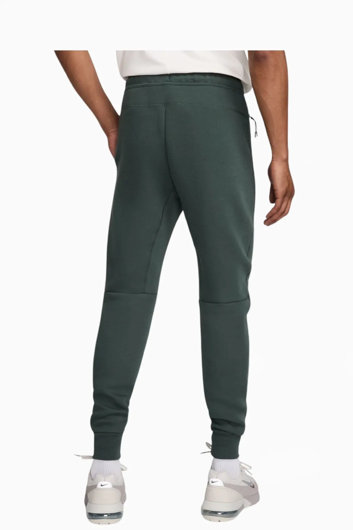 Nike jogger fleece tech sale