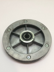 Шкив привода колес зубчатый для снегоуборщика с подшипником