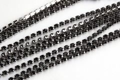 Стразовая цепочка 2 мм серый прозрачный, родий