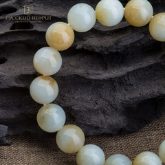 Браслет Классика. Медово-голубой нефрит. 12мм.