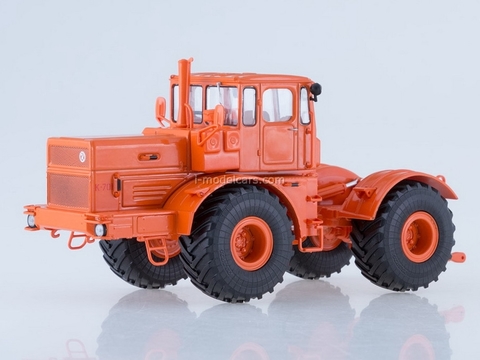 Tractor K-701 Kirovets orange 1:43 AutoHistory