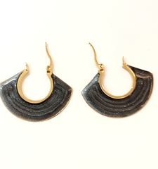 a068-sergi-v-forme-veera-s-ehmalyu-v-stile-celine