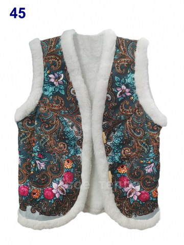 Жилет из платка утепленный