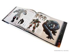 Артбук Art and Making of Transformers: War for Cybertron Trilogy (на английском языке)