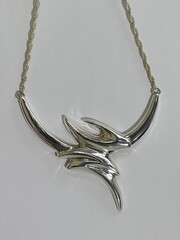 Молния (колье из серебра)