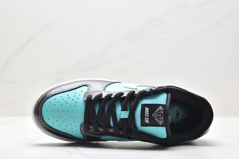 Diamond Supply Co X Dunk Low SB Tiffany