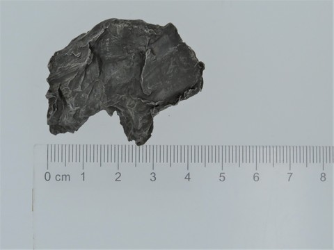 Метеорит Сихотэ-Алинь осколочный образец