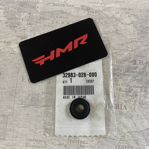 Honda Втулка резиновая 32983-028-000