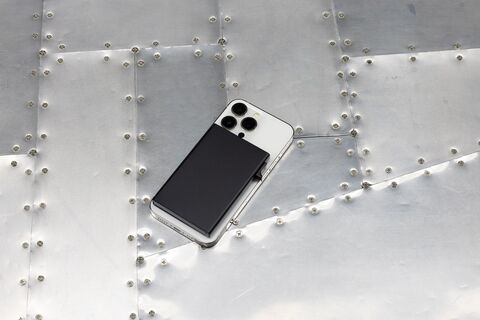 Картхолдер Wally Mag