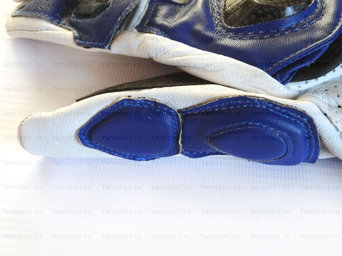 Мотоперчатки кожаные RS Taichi NXT047, бело-синие