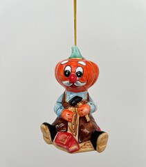 Ёлочная игрушка САПОЖНИК ТЫКВА