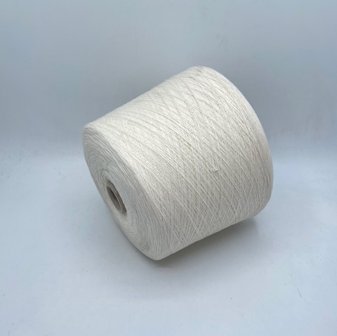 Filatura papi fabio (пр.Италия), art-Dolomiti ,1/14,5 1450м/100гр, 40%Меринос 20%Полиамид 30%Вискоза 10%Кашемир,цвет- Молочный(768/999). арт.32043