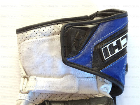 Мотоперчатки кожаные RS Taichi NXT047, бело-синие